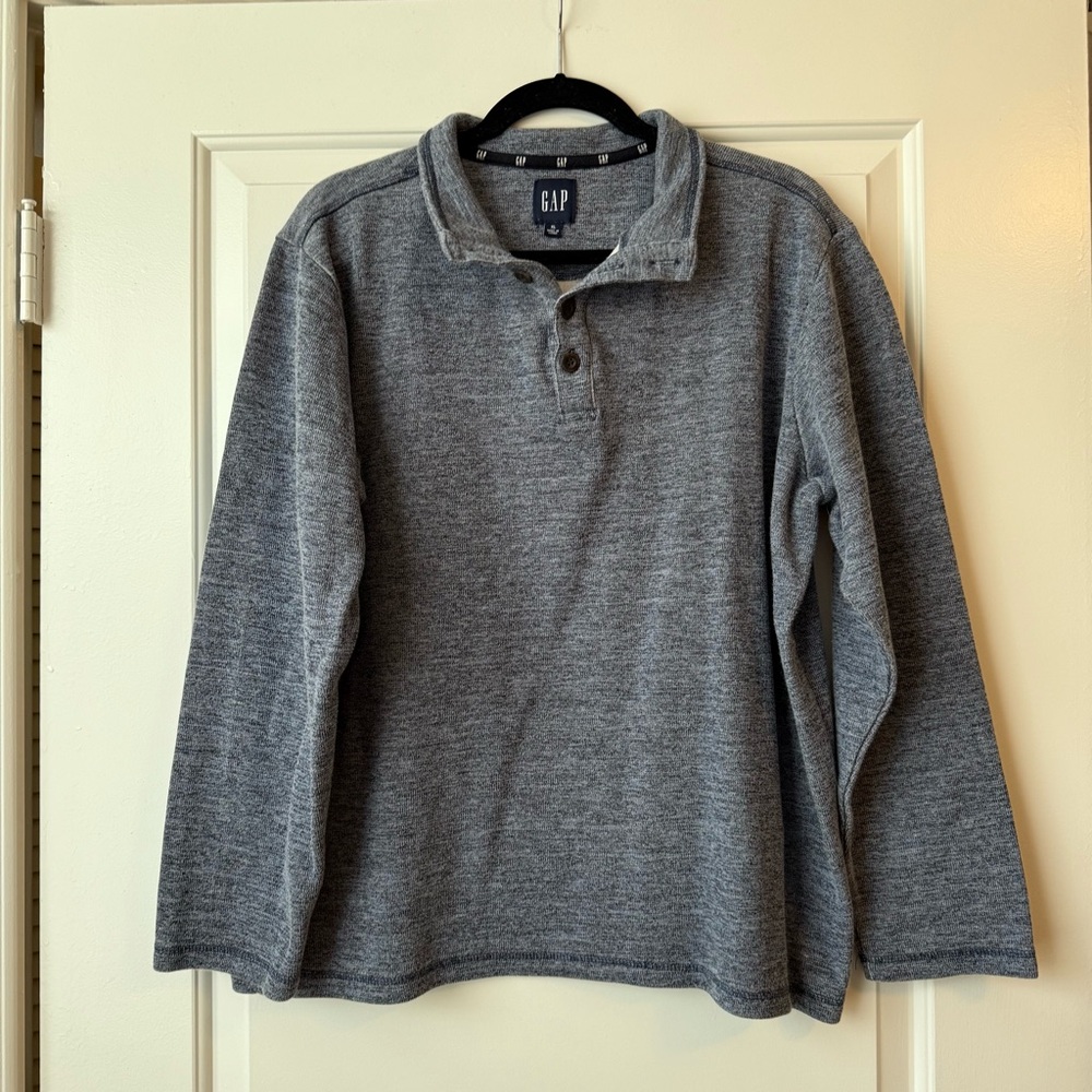 Gap Sweatshirt